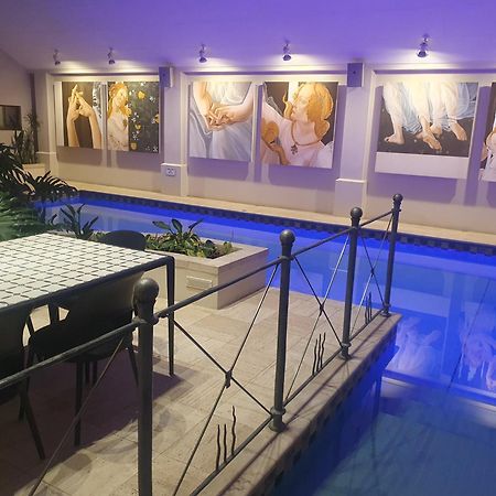 Bond Estate Luxury Accommodation Крайстчърч Екстериор снимка