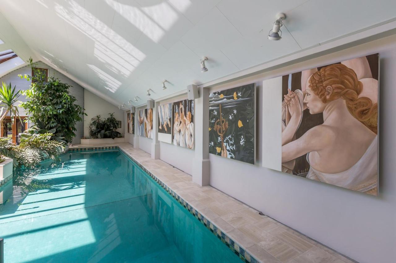 Bond Estate Luxury Accommodation Крайстчърч Екстериор снимка